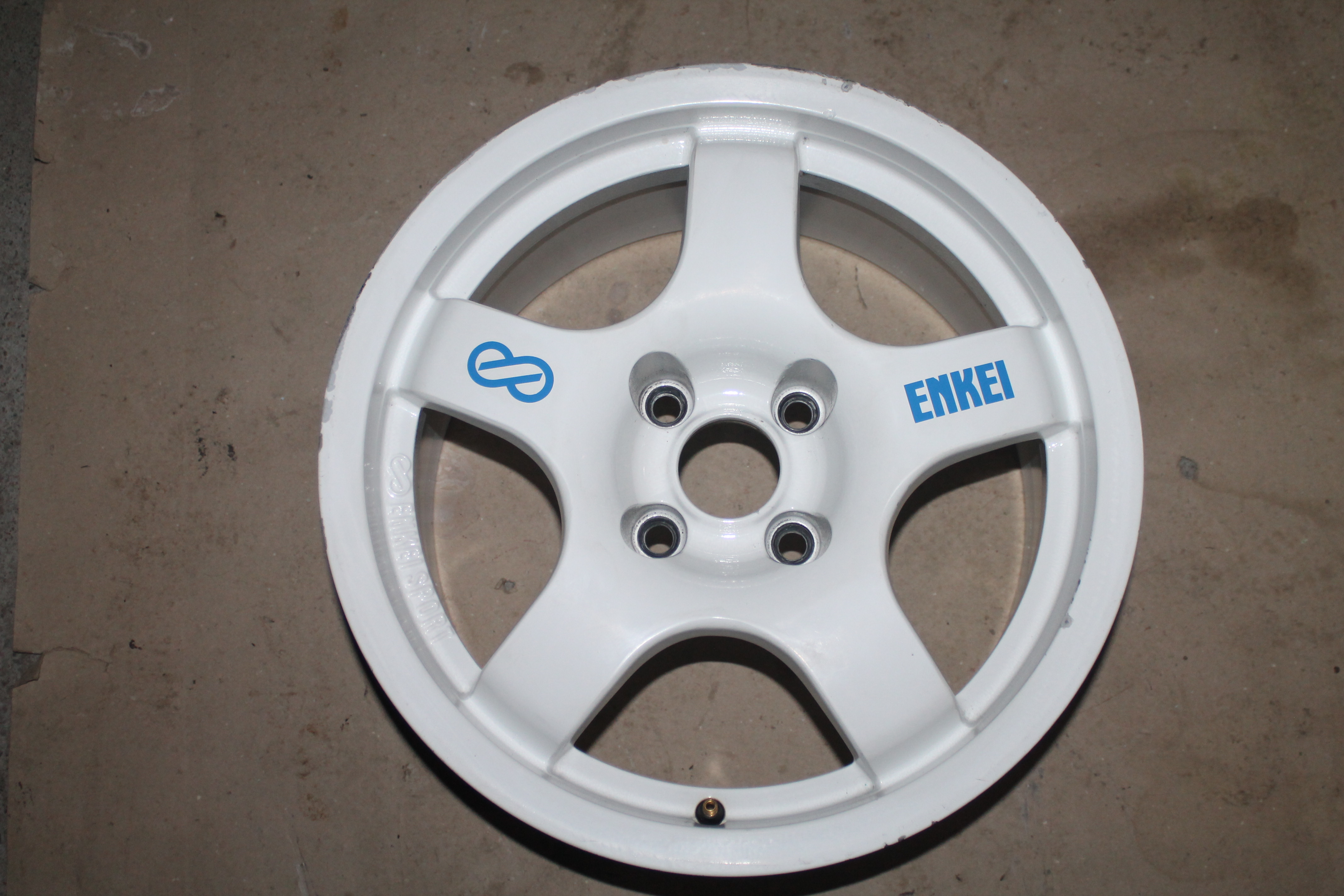 ewrc-market-enkei-ford-escort-cosworth-8x16-4x108